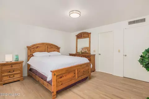 Bedroom - 6 E Madrid Dr, Tucson, AZ 85704 photo 2 of 5