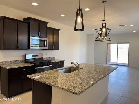 4799 E Julian Wash Dr, Tucson, AZ 85706