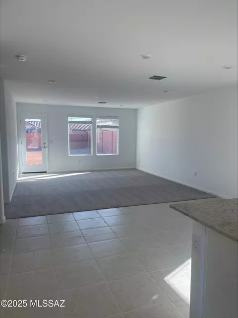 Living - 12836 E Daisy Moore Pl, Vail, AZ 85641 photo 1 of 1