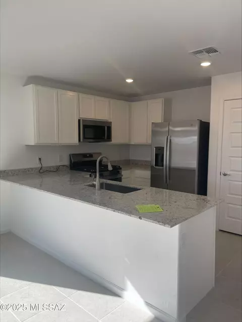 Kitchen - 12836 E Daisy Moore Pl, Vail, AZ 85641 photo 1 of 1