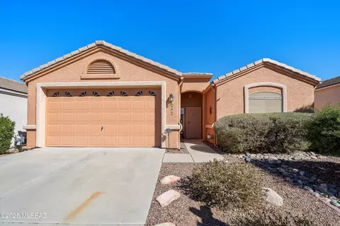 7487 E Maritime Dr, Tucson, AZ 85756