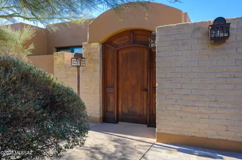6251 N Via Acacia, Tucson, AZ 85718