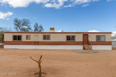 8464 S Taylor Ln, Tucson, AZ 85736