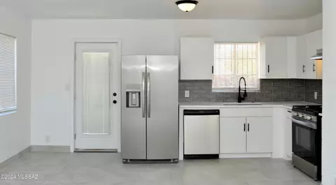 248 N Grande Ave, Tucson, AZ 85745
