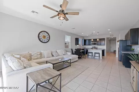 11940 Ryscott Cir, Vail, AZ 85641 photo 6
