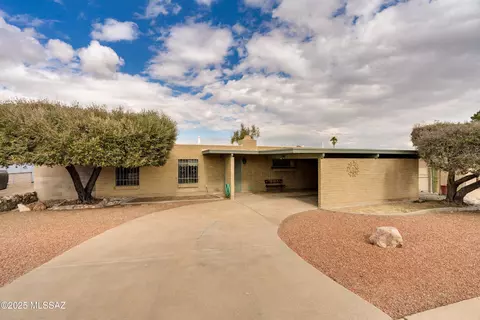 2610 W Calle Morado, Tucson, AZ 85745