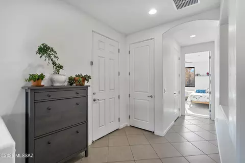 Entry Way - 10413 E Painted Turtle Ln, Tucson, AZ 85747 photo 1 of 2