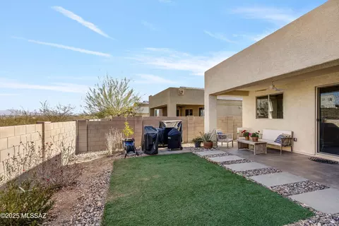 Exterior - 10413 E Painted Turtle Ln, Tucson, AZ 85747 photo 5 of 8