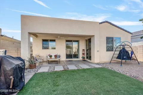 Exterior - 10413 E Painted Turtle Ln, Tucson, AZ 85747 photo 4 of 8