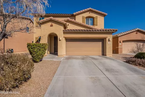 1084 W Redlands Dr, Tucson, AZ 85755