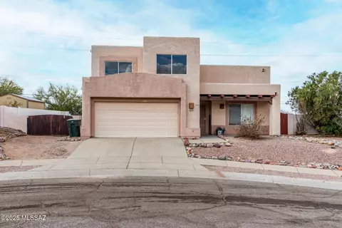 639 N Sunstream Ln, Tucson, AZ 85748