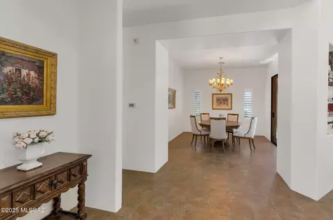 Dining - 4911 E Parade Ground Loop, Tucson, AZ 85712 photo 1 of 4
