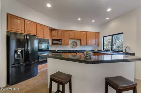 Kitchen - 4911 E Parade Ground Loop, Tucson, AZ 85712 photo 1 of 7