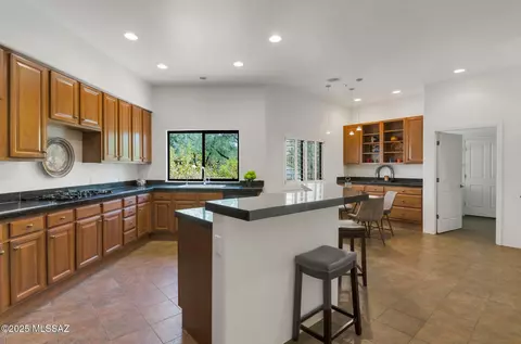 Kitchen - 4911 E Parade Ground Loop, Tucson, AZ 85712 photo 2 of 7