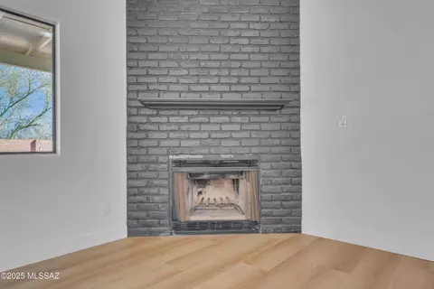 Living - 980 N Solar Dr, Vail, AZ 85641 photo 3 of 7