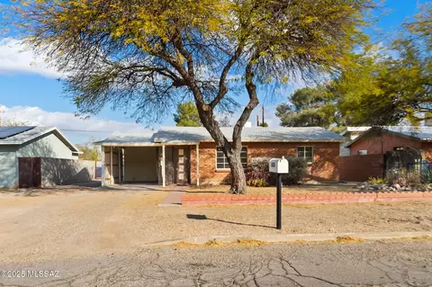 5013 E Hawthorne St, Tucson, AZ 85711