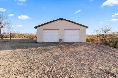 3240 E Wetstones Rd, Vail, AZ 85641 photo 3
