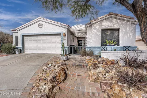 580 W Rio Flojo, Green Valley, AZ 85614