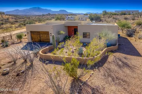 994 S Garfield Ave, Vail, AZ 85641