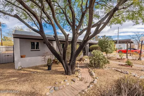 4601 E Malvern St, Tucson, AZ 85711