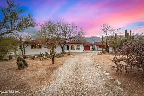 11731 E Sneller Vista Dr, Tucson, AZ 85749
