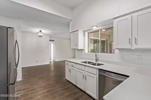 Kitchen - 662 E Macon Dr, Vail, AZ 85641 photo 1 of 3