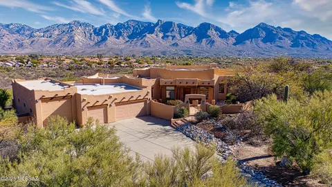 505 W Red Mountain Pl, Oro Valley, AZ 85755