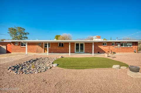 Exterior - 5512 E Towner St, Tucson, AZ 85712 photo 2 of 6