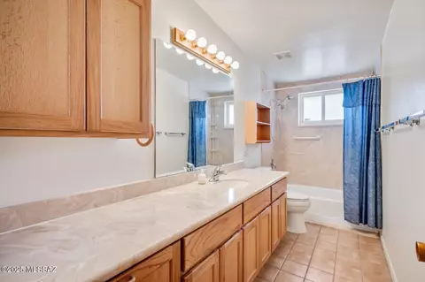 Bath - 5512 E Towner St, Tucson, AZ 85712 photo 2 of 3