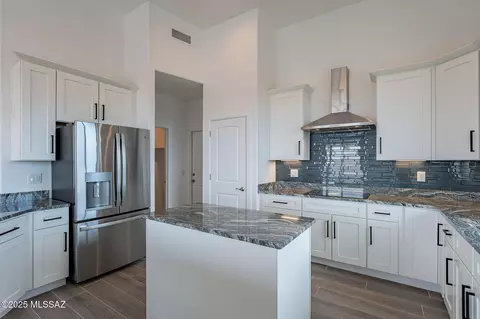 1108 N Range Rider Pl, Vail, AZ 85641 photo 10