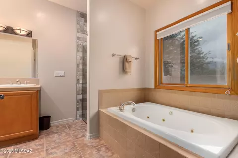 301 N Westview Dr, Vail, AZ 85641 photo 18
