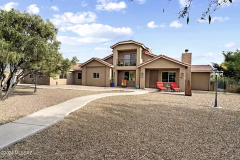 3680 E Tapia Dr, Vail, AZ 85641