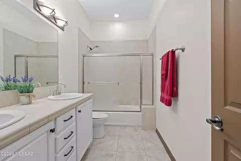 Bath - 3680 E Tapia Dr, Vail, AZ 85641 photo 1 of 5