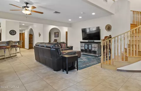 Living - 3680 E Tapia Dr, Vail, AZ 85641 photo 4 of 6
