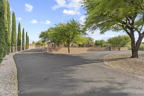Exterior - 3680 E Tapia Dr, Vail, AZ 85641 photo 5 of 6