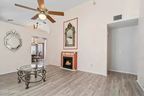 Living - 5388 S Wembly Rd, Tucson, AZ 85746 photo 3 of 4