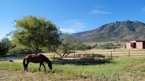 1884 Middlemarch Rd, Pearce, AZ 85625