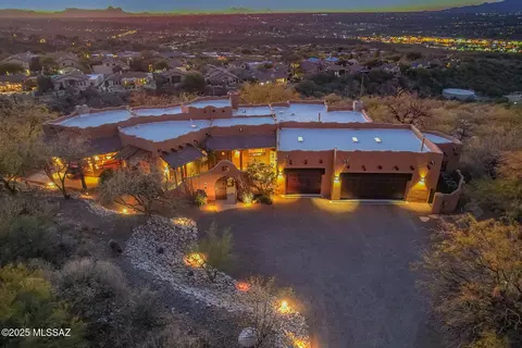 10231 N Cliff Dweller Pl, Oro Valley, AZ 85737