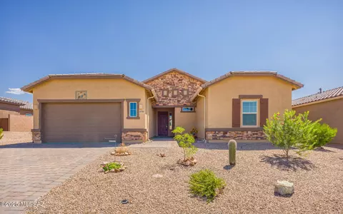 10720 N Iron Peak Dr, Oro Valley, AZ 85742