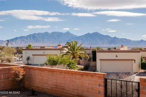 1587 W Calle Zuniga, Green Valley, AZ 85622