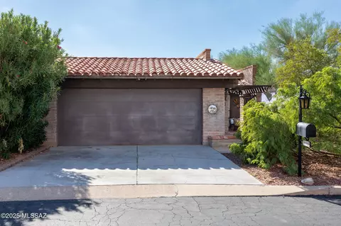 8597 N Via Tioga, Tucson, AZ 85704