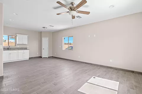 1356 N Apache Dr, Tucson, AZ 85745 photo 3