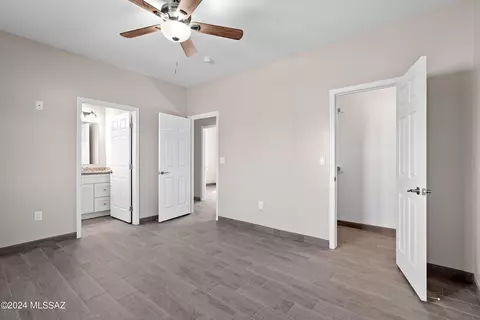 1356 N Apache Dr, Tucson, AZ 85745 photo 4