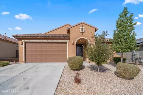 8443 N Lone Ranger Rd, Tucson, AZ 85743