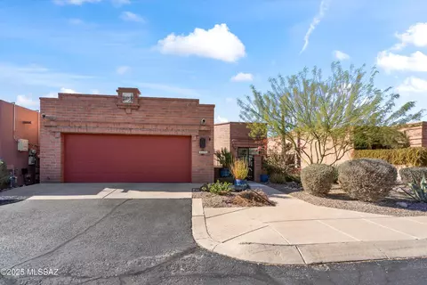 6537 N Calle Sin Nombre, Tucson, AZ 85718