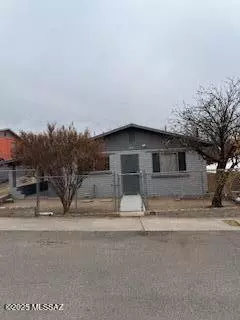 284 Edward St, Nogales, AZ 85621