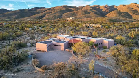 10535 E Canyon Desert Pl, Tucson, AZ 85749