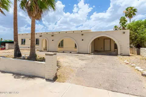 2122 S Harrison Rd, Tucson, AZ 85748