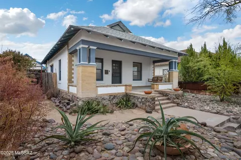 Exterior - 611 E 5th St, Tucson, AZ 85705 photo 3 of 13