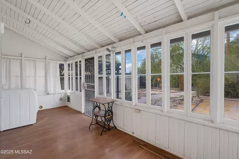 Exterior - 611 E 5th St, Tucson, AZ 85705 photo 7 of 13